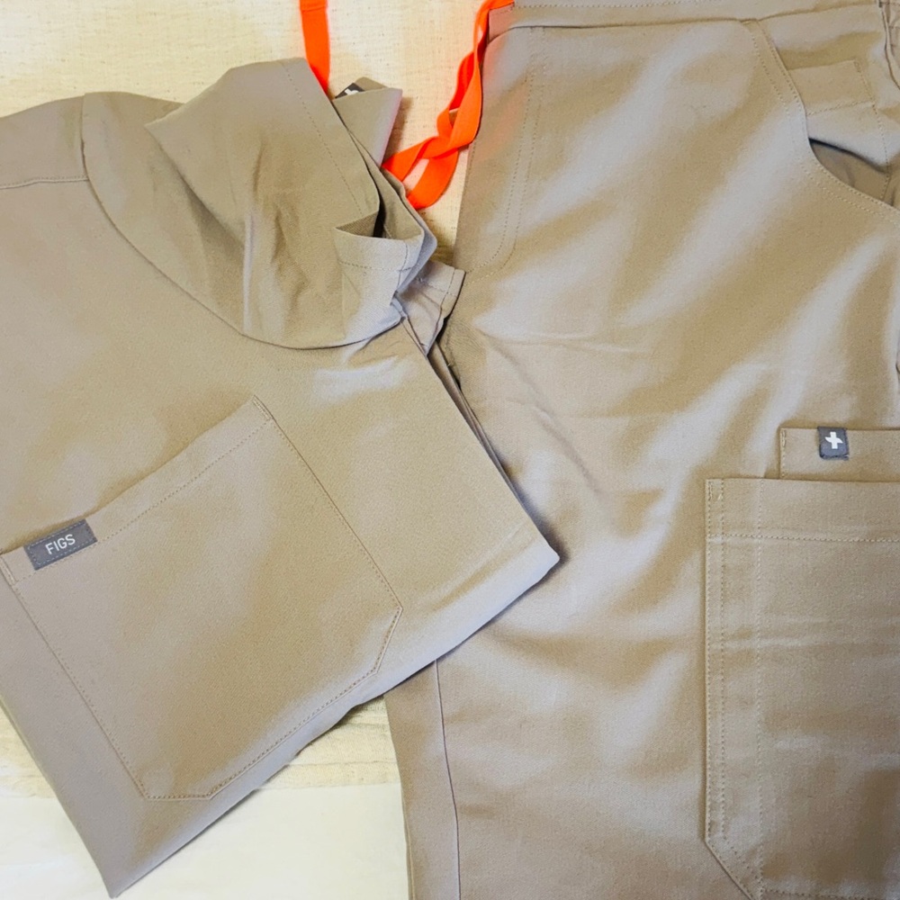 FIGS Scrubs